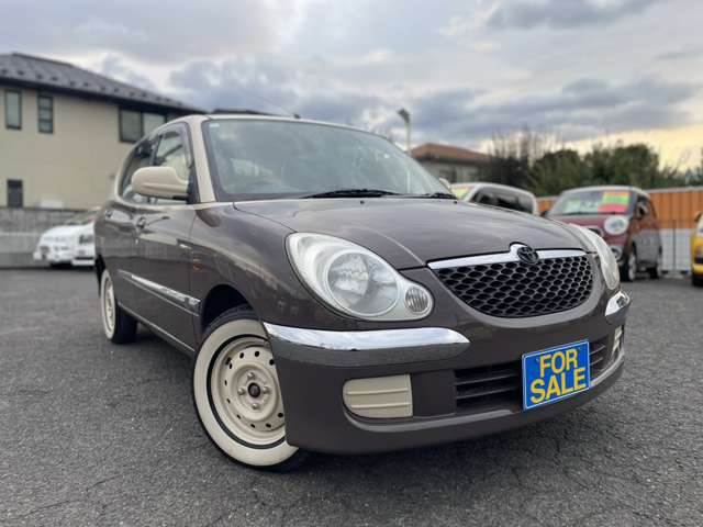 2002 Toyota Duet – thumbnail 2