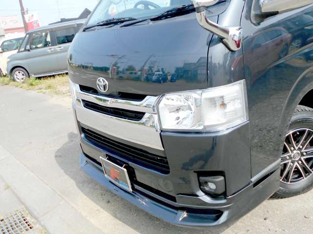 2007 Toyota Hiace – thumbnail 3