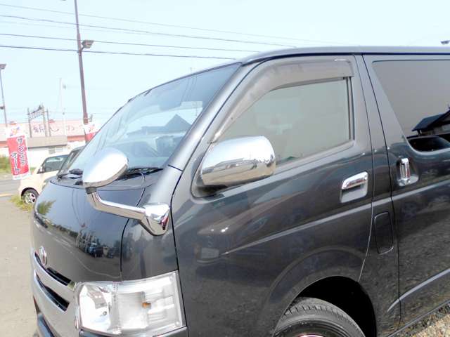 2007 Toyota Hiace – thumbnail 4