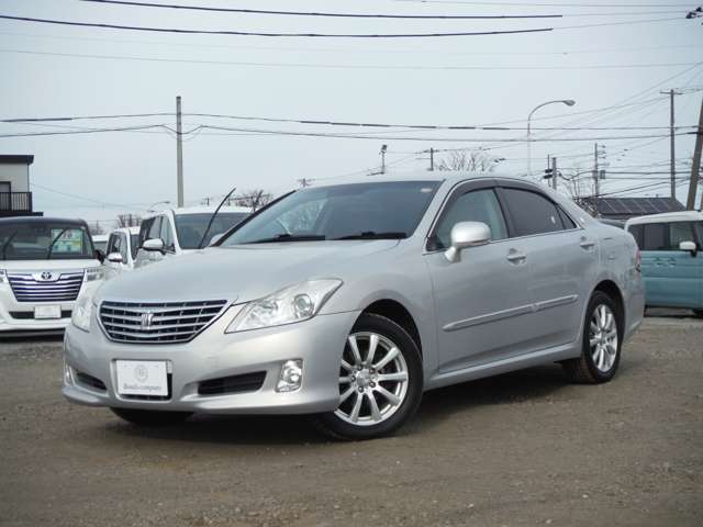 2008 Toyota Crown Royal – thumbnail 3