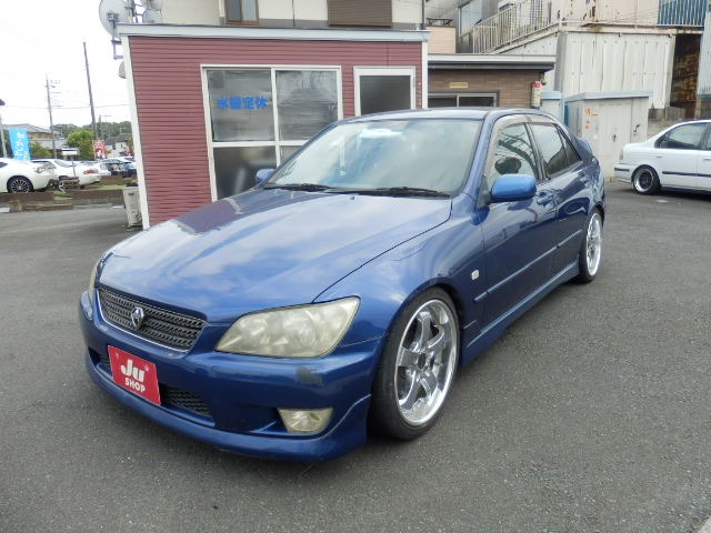 2002 Toyota Altezza
