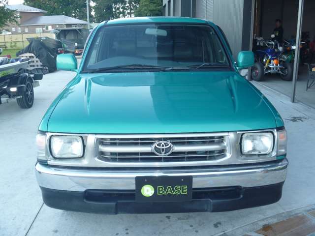 2000 Toyota Hilux – thumbnail 2
