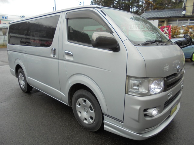 2007 Toyota Hiace