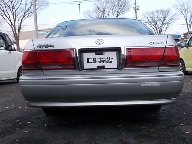 2003 Toyota Crown Royal – thumbnail 4