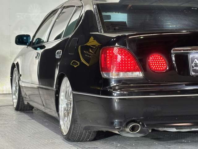 2004 Toyota Aristo – thumbnail 4