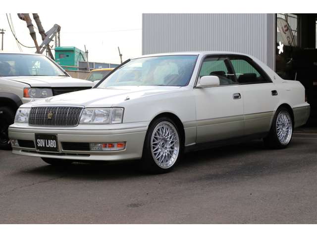 1999 Toyota Crown – thumbnail 4