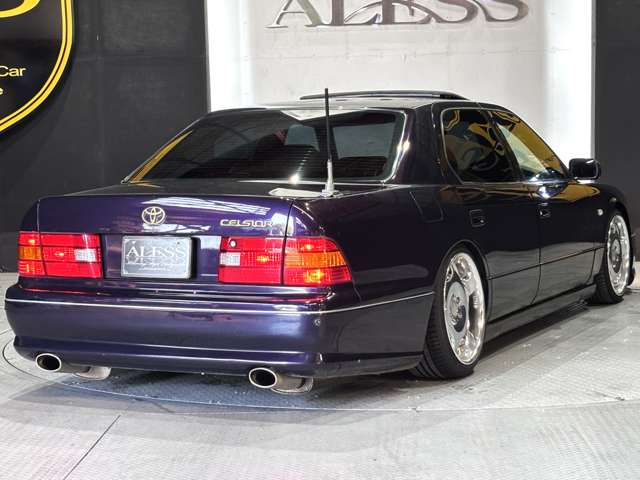 1997 Toyota Celsior – thumbnail 3