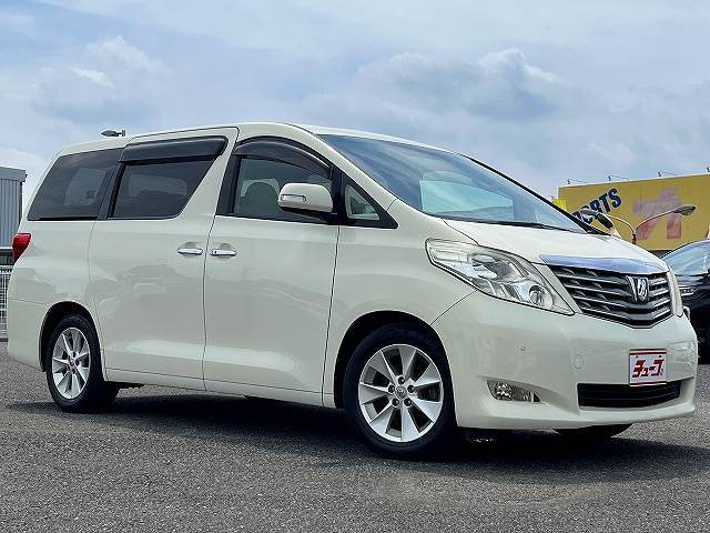 2008 Toyota Alphard – thumbnail 2