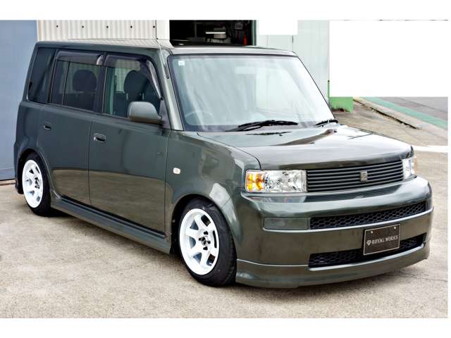 2005 Toyota bB – thumbnail 4