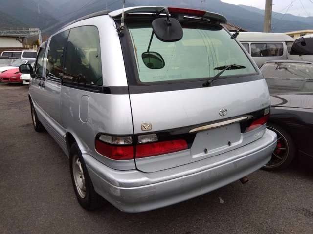 1998 Toyota Estima – thumbnail 2