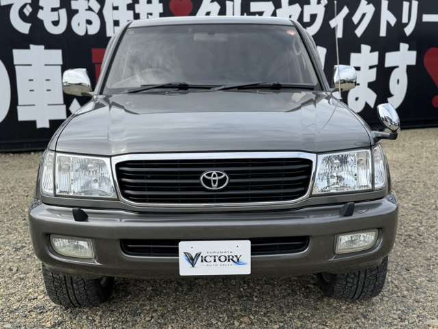 2001 Toyota Land Cruiser 100 – thumbnail 2