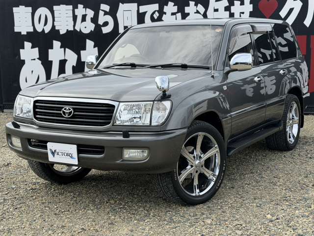2001 Toyota Land Cruiser 100 – thumbnail 3