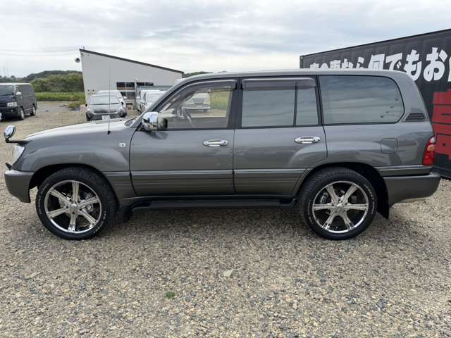 2001 Toyota Land Cruiser 100 – thumbnail 4