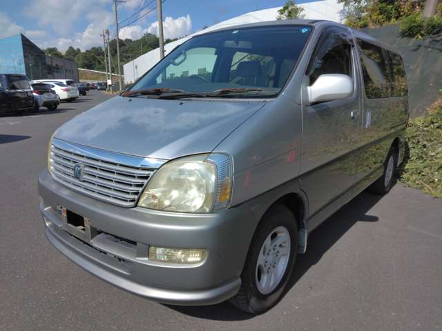 1999 Toyota Regius – thumbnail 4