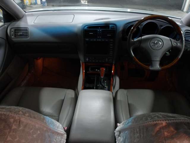 2003 Toyota Aristo – thumbnail 4