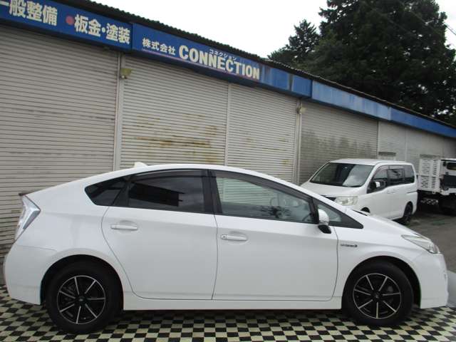 2010 Toyota Prius – thumbnail 4