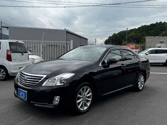 2008 Toyota Crown Royal – thumbnail 4