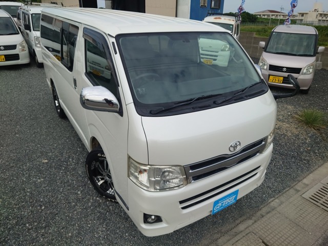 2010 Toyota Hiace