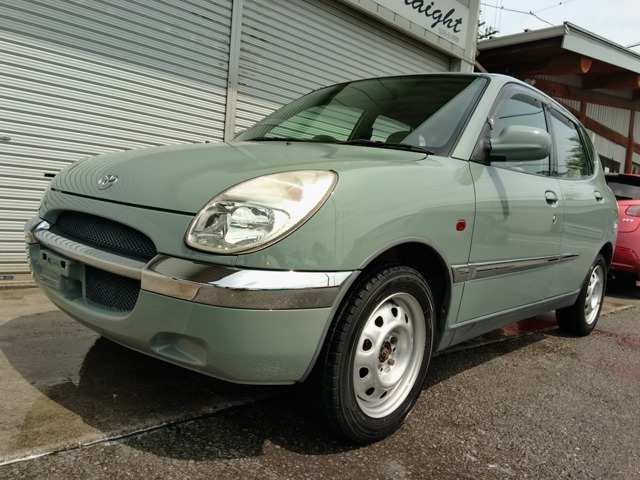 1999 Toyota Duet