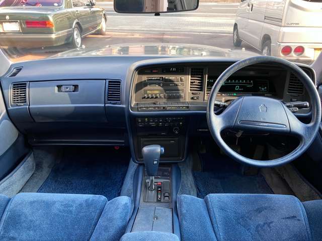 1991 Toyota Crown – thumbnail 3