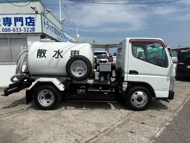 2011 Mitsubishi Fuso Canter – thumbnail 4