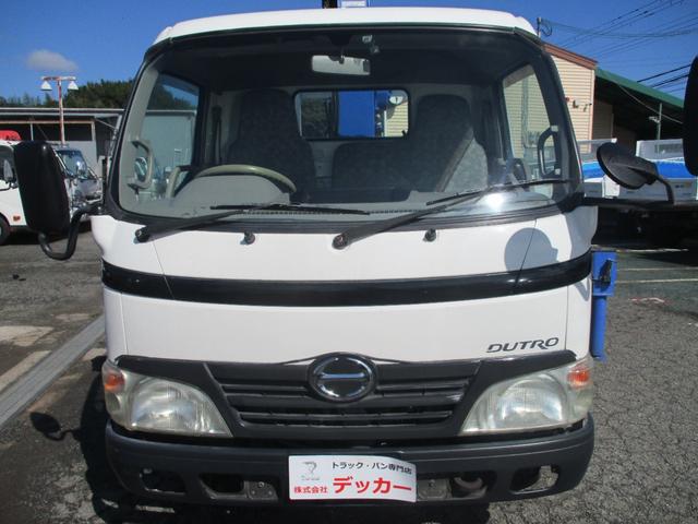 2010 Hino Dutro – thumbnail 2
