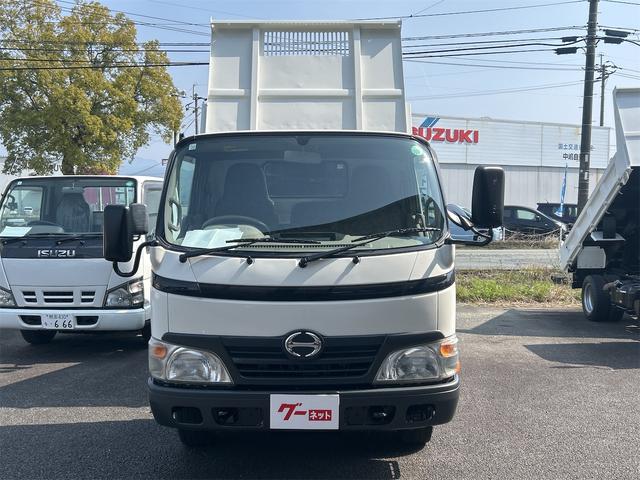 2010 Hino Dutro – thumbnail 2