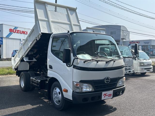 2010 Hino Dutro – thumbnail 3