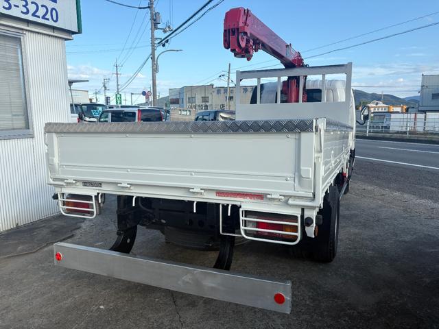 2005 Hino Dutro – thumbnail 3