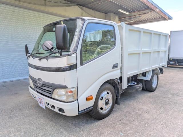 2010 Hino Dutro