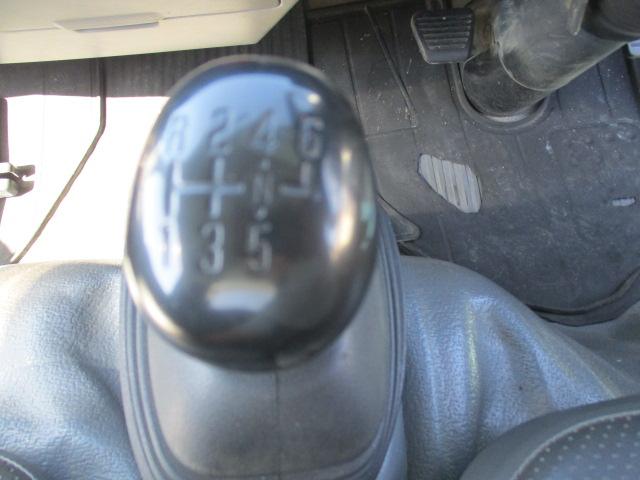 2007 Isuzu Elf – thumbnail 2