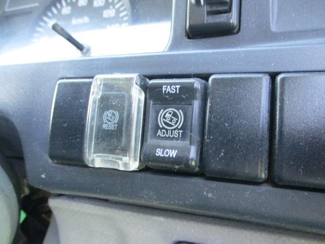 2007 Isuzu Elf – thumbnail 3