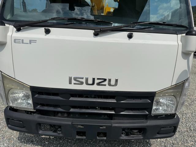 2010 Isuzu Elf – thumbnail 4