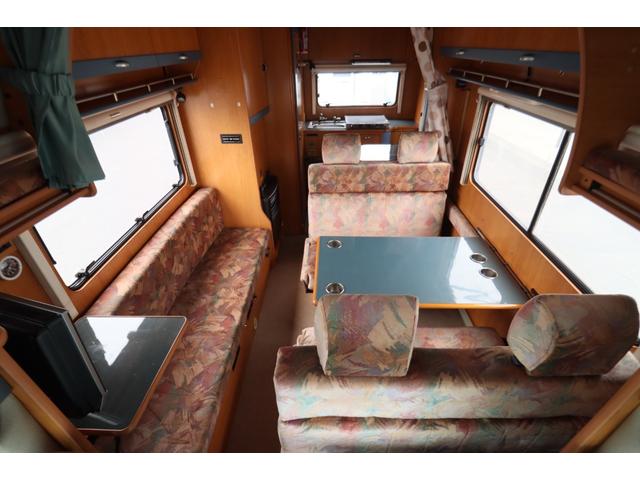 2000 Isuzu Elf – thumbnail 2