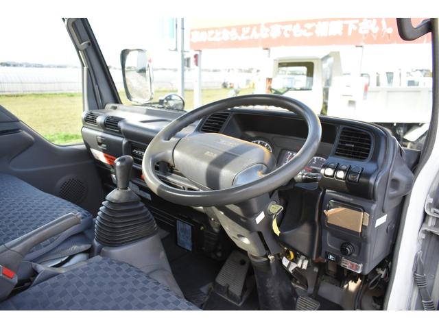 2006 Isuzu Elf – thumbnail 4