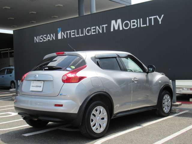 2010 Nissan Juke – thumbnail 2