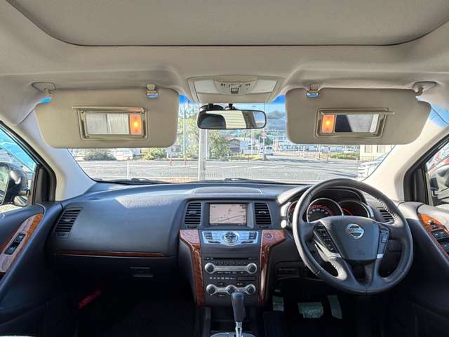 2010 Nissan Murano – thumbnail 2
