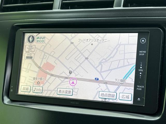2011 Toyota Prius Alpha – thumbnail 4