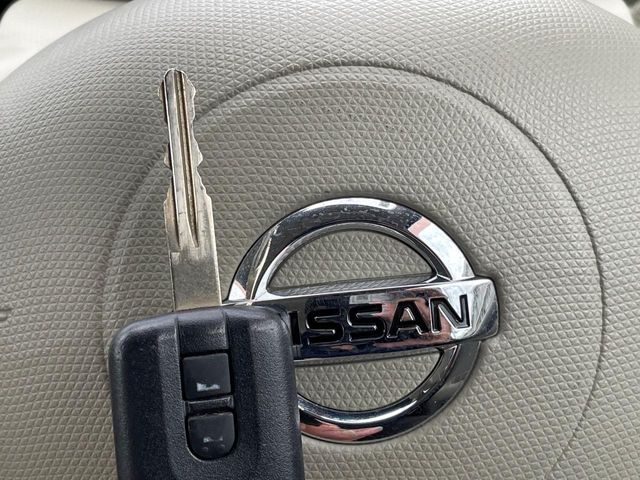 2006 Nissan March – thumbnail 4