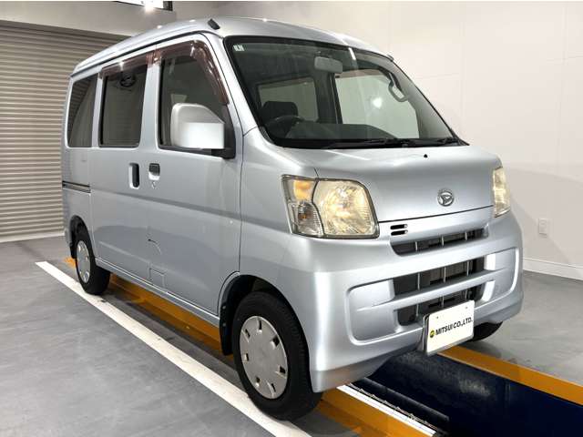 2009 Daihatsu Hijet Cargo – thumbnail 2