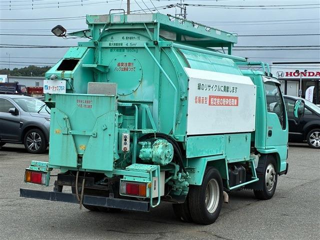 2006 Isuzu Elf – thumbnail 4