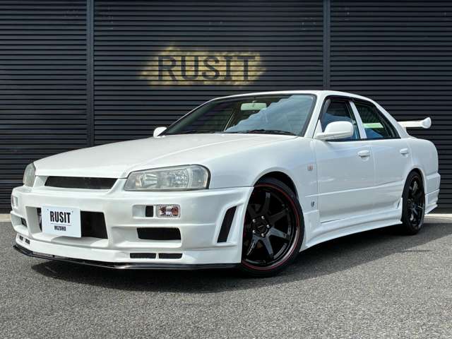 2001 Nissan Skyline – thumbnail 2
