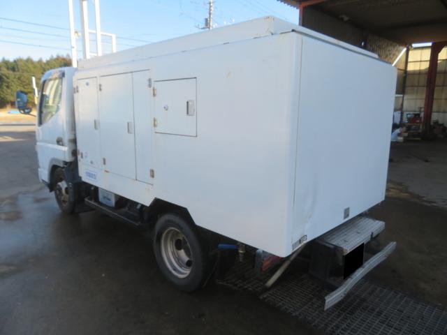 2005 Mitsubishi Fuso Canter Guts – thumbnail 4