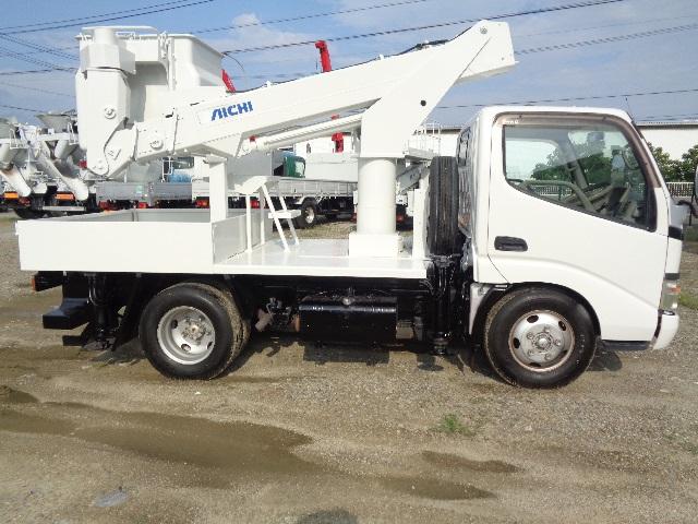 2006 Hino Dutro – thumbnail 4