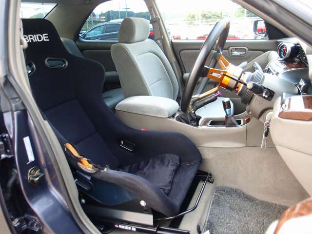2000 Nissan Laurel – thumbnail 4
