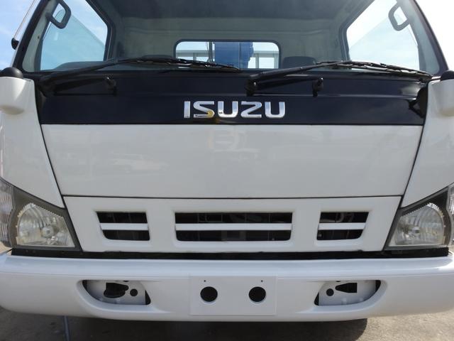 2005 Isuzu Elf – thumbnail 4