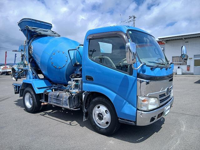 2007 Hino Dutro – thumbnail 3