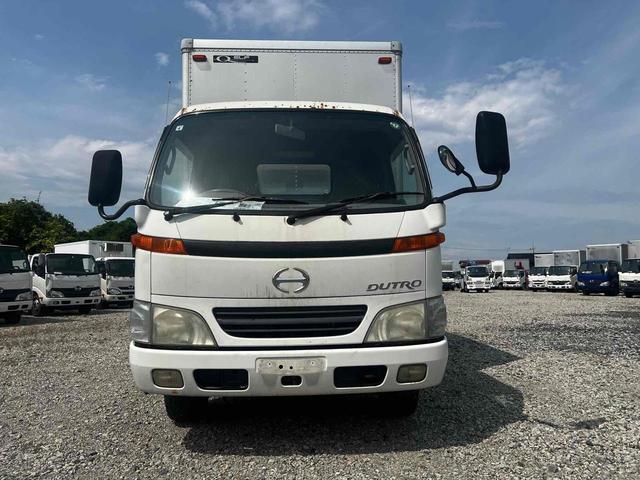 2000 Hino Dutro – thumbnail 2