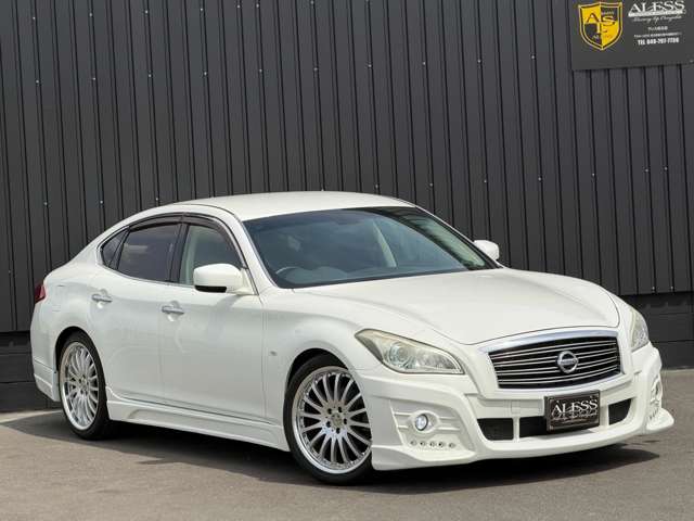 2009 Nissan Fuga – thumbnail 3