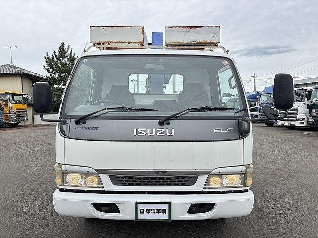 2003 Isuzu Elf – thumbnail 2